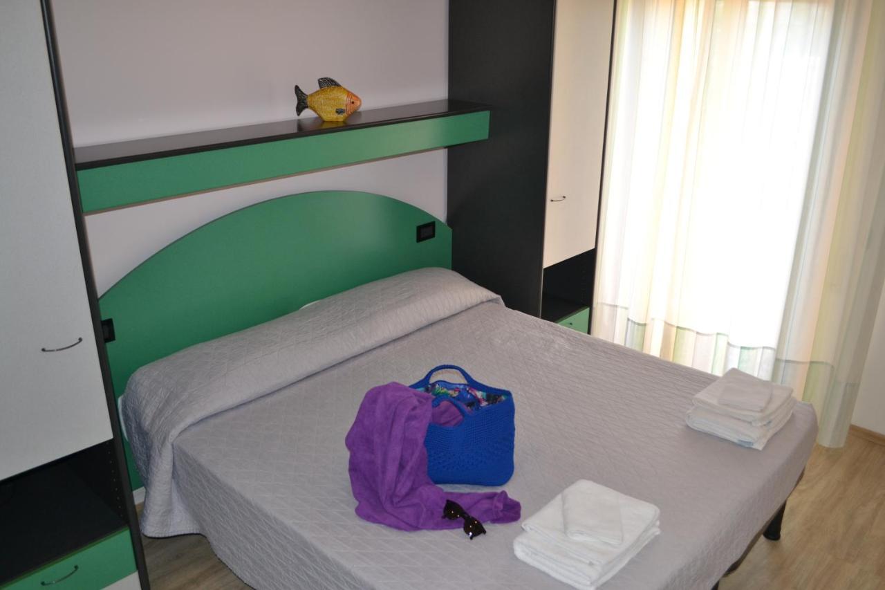 Hotel Tre Stelle Rimini Exterior photo